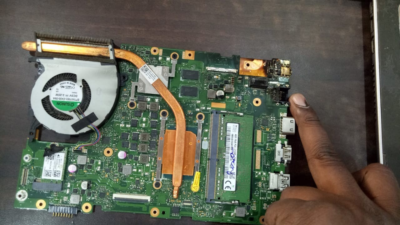 Asus K556U Laptop motherboard burnt fixing
