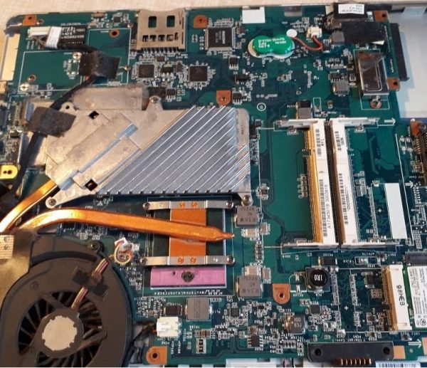 Sony Vaio PCG -3J1M Motherboard in Hyderabad, Telangana, India.