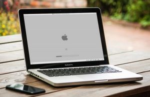 Mac Stuck On Login Screen, How To Fix